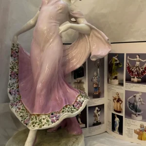 Goldscheider Lindner Tanzerin - Vienna 1918, model 4609