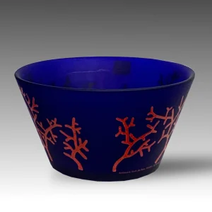 Nathalie Jean per HWC Egizia di Sottsass, vaso blu "Coral"