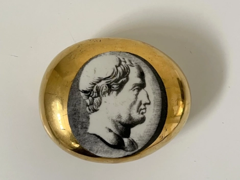 fornasetti-fermacarte-sasso-01