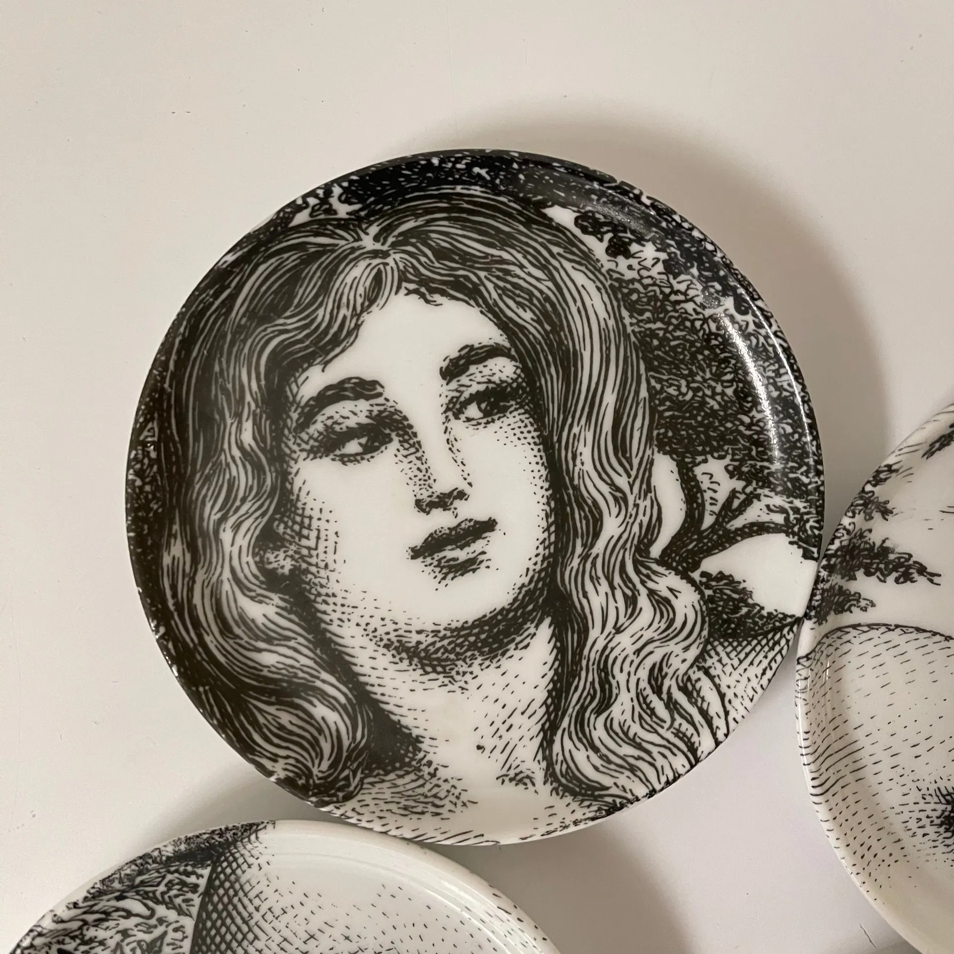 FORNASETTI, Set 16 Piattini Adamo ed Eva in porcellana - immagine 9
