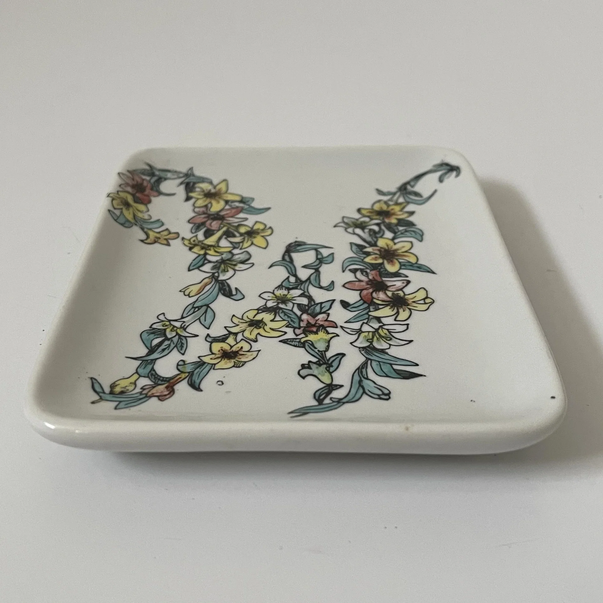 Posacenere a vaschetta decoro floreale ceramica - Piero Fornasetti - immagine 2