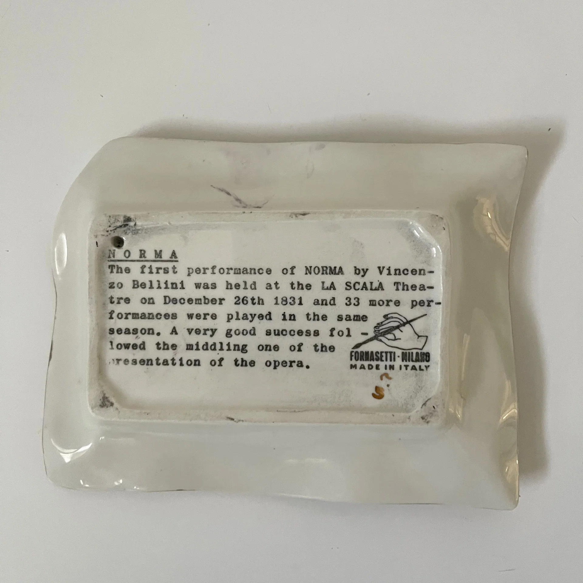 Quattro svuotatasche: Falstaff, Iris e Norma, ceramica con stampa grafica - Piero Fornasetti - immagine 9