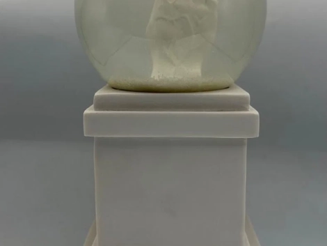 love-cattelan-snow-01