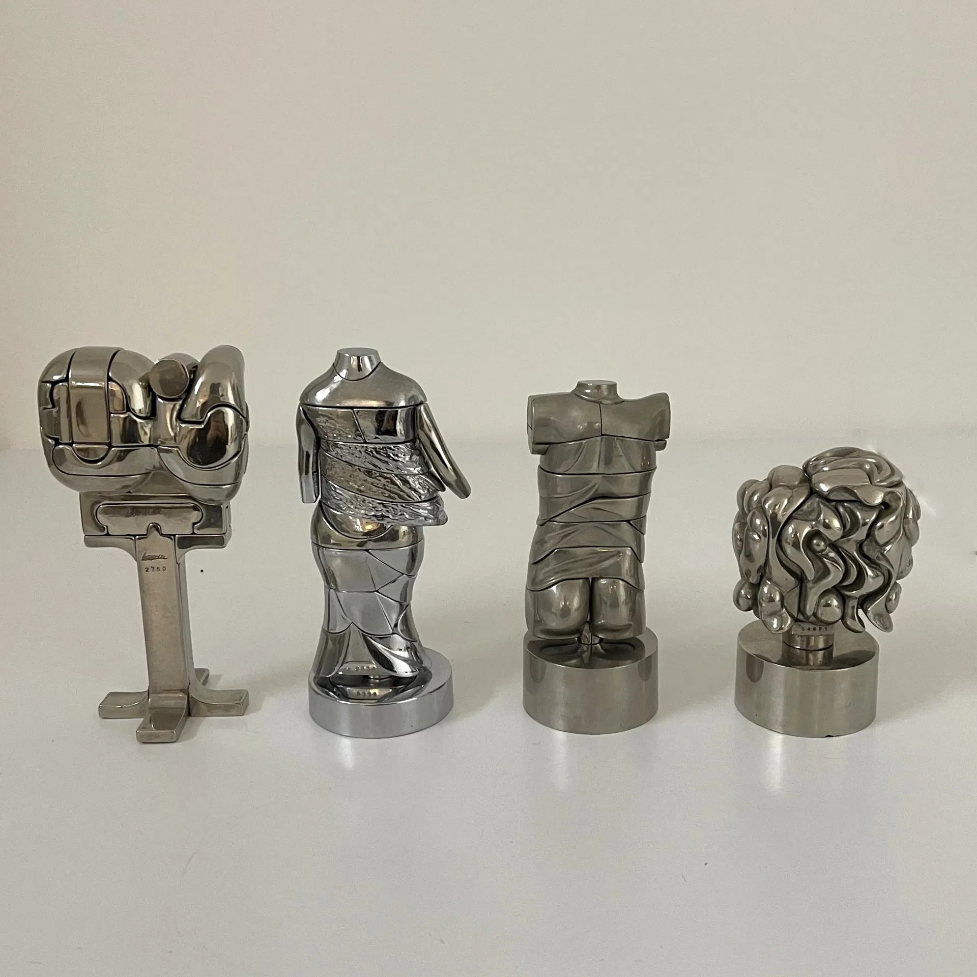 MIGUEL BERROCAL , Serie Micro - Multiples, sculture metallo cromato - immagine 4