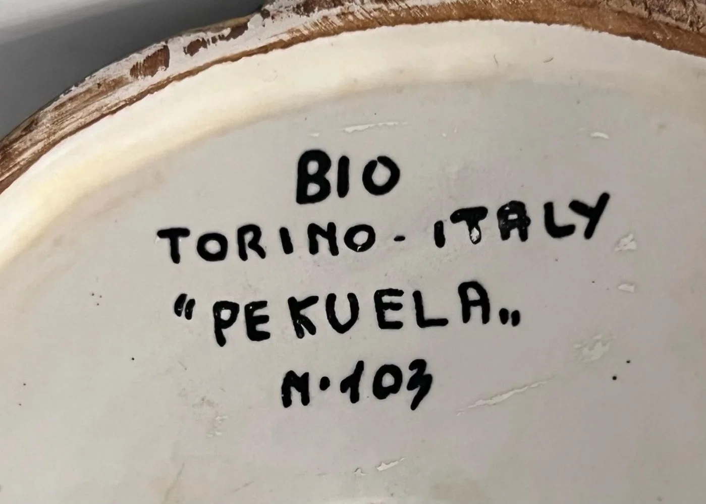 "Pekuela" n. 103, scultura in ceramica policroma - Bio Torino - immagine 6